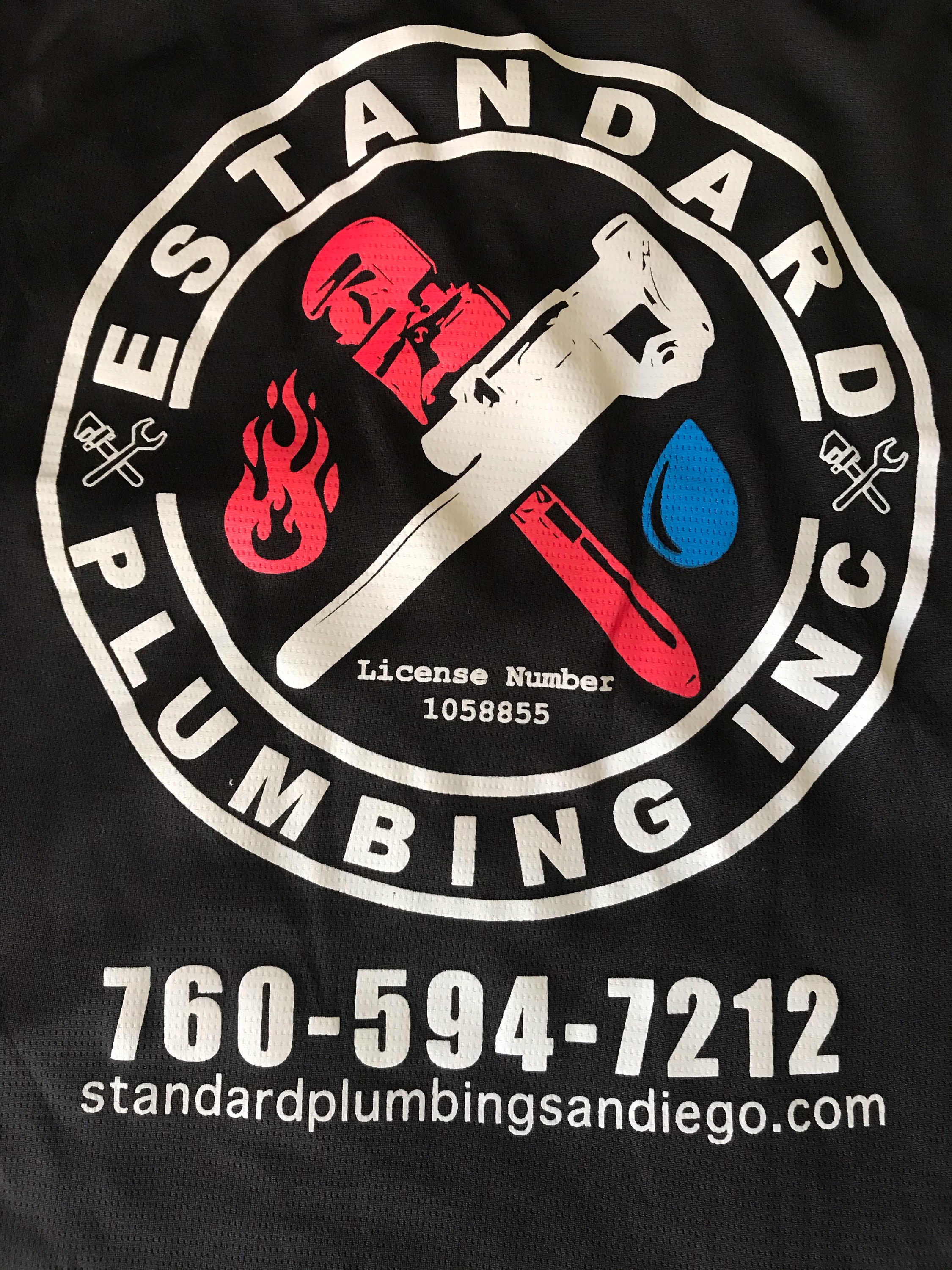 Estandard Plumbing, Inc. Logo
