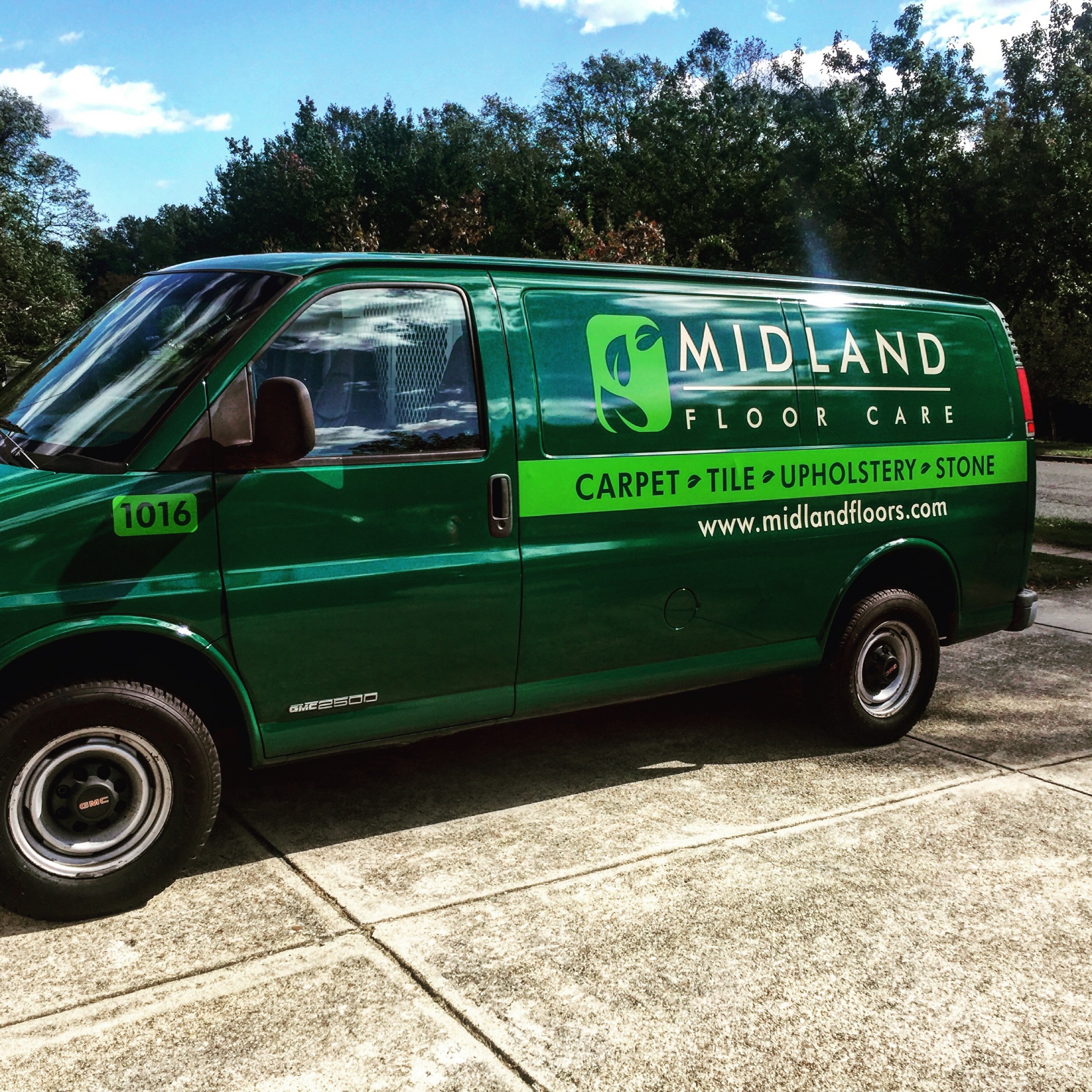 Midland Floor Care, LLC Logo