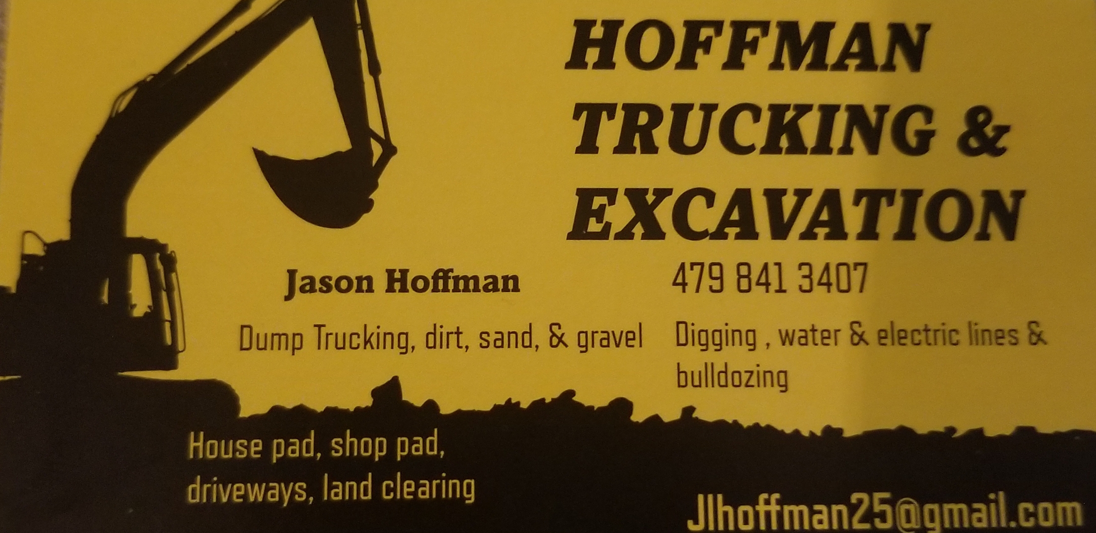 Hoffman Trucking Logo