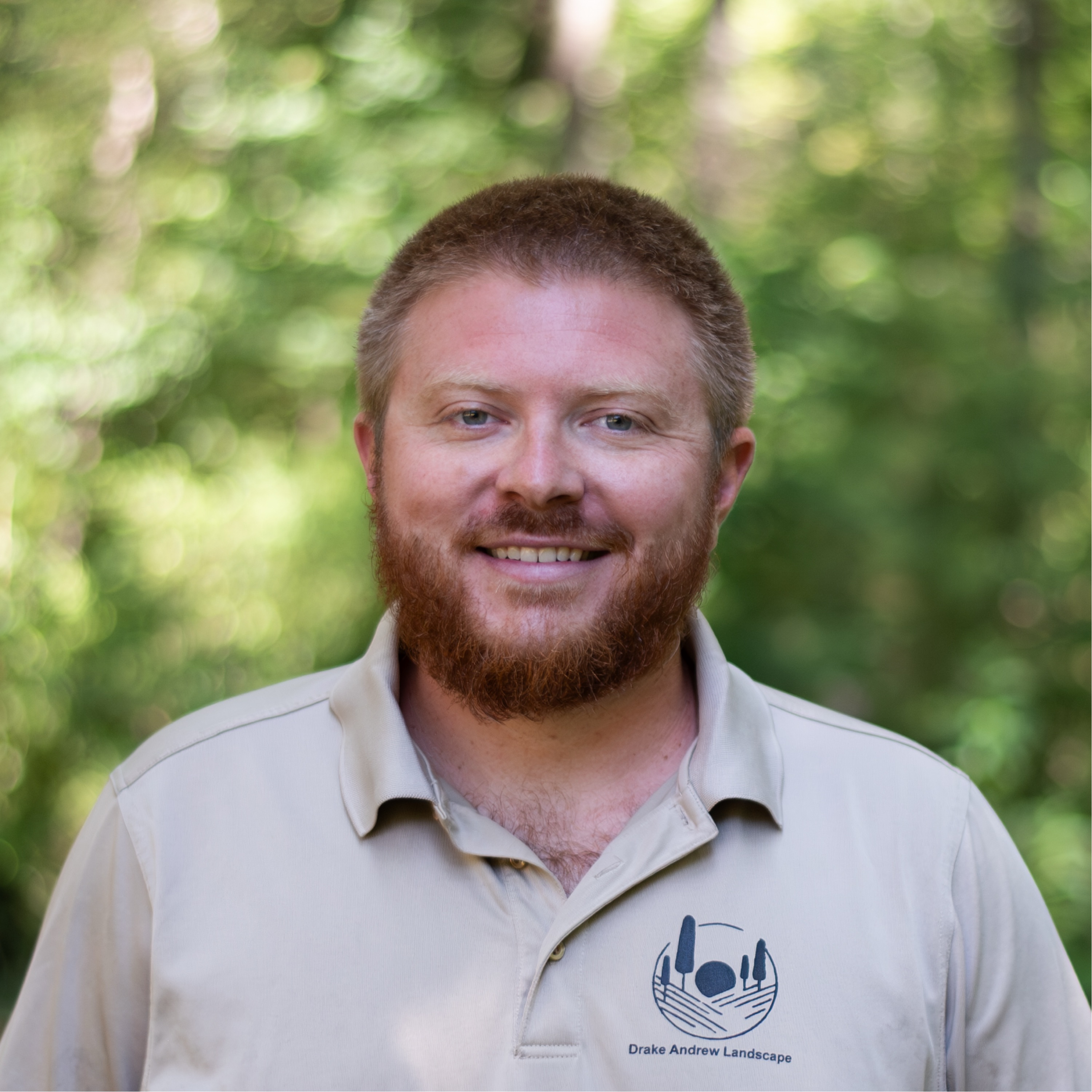 Drake Andrew Landscape Group, LLC Logo