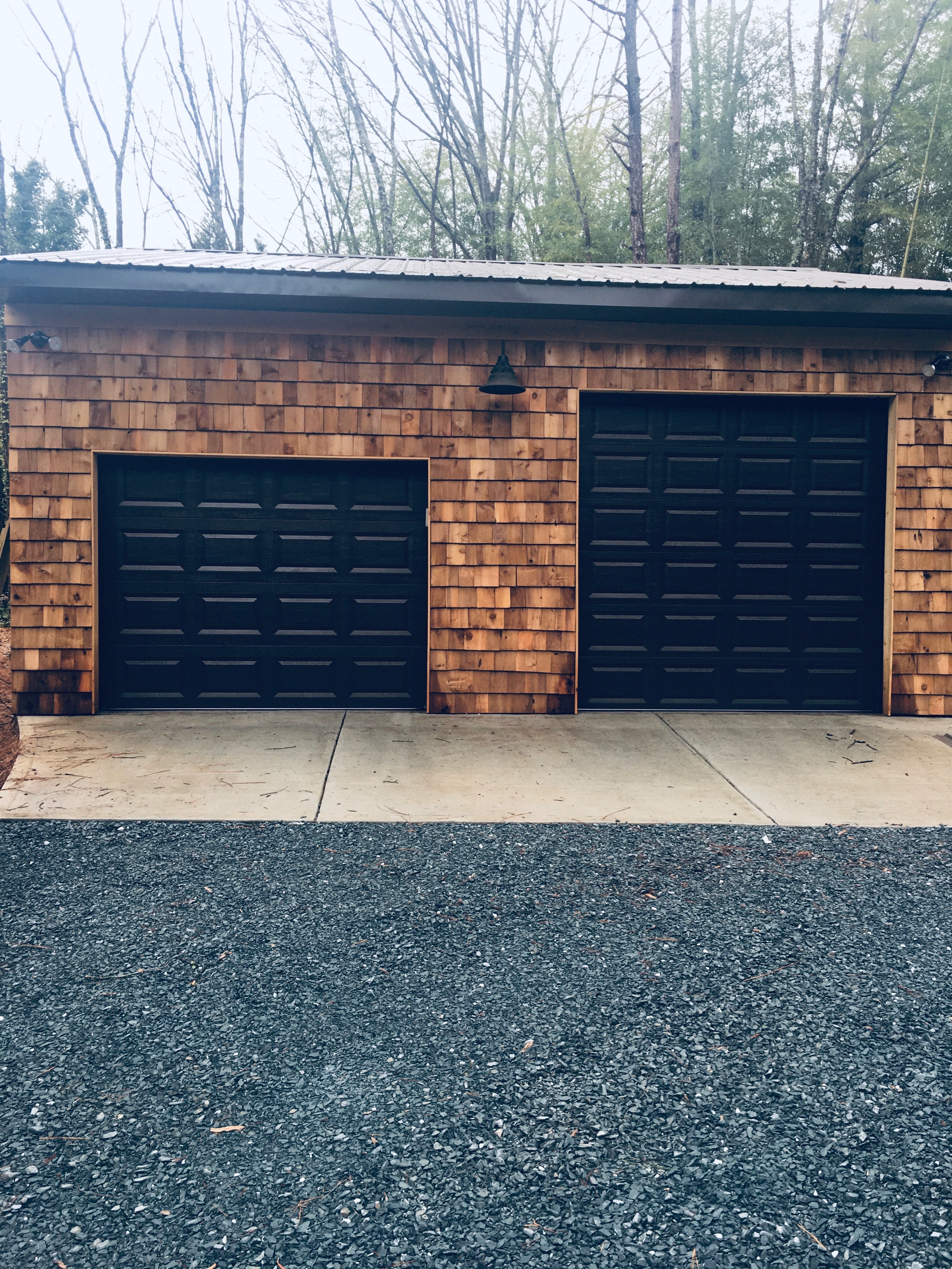 Garza Garage Doors Logo