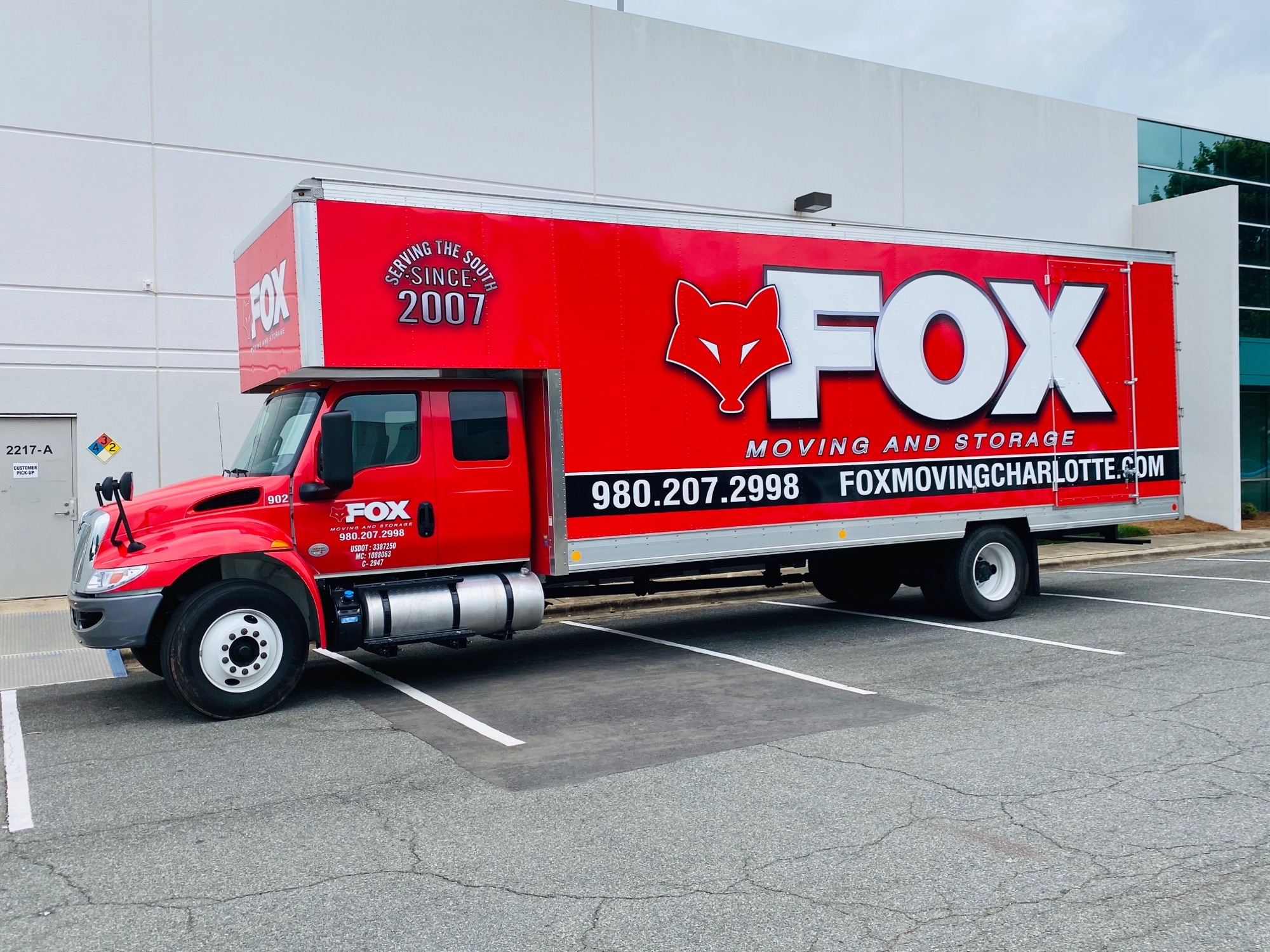 Fox Moving and Storage of Charlotte, LLC Logo