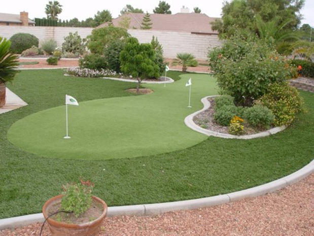 Synthetic Grass Turf - lawns, putting greens, & benefits