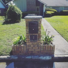 Logo for Express Delivery Mailboxes