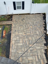 Land Hopper Landscape & Design, LLC logo
