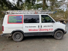 Logo for Window Cleaning 4 U, LLC