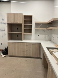 CB custom cabinets logo