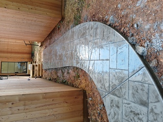 Lopez Concrete logo