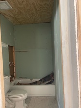 J&J Remodeling LLC logo