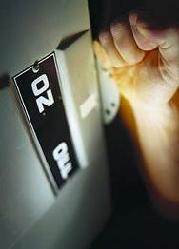 Perecore Electrical Contracting logo
