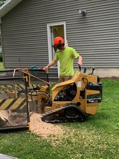 Avatar for R and M Stump Grinding