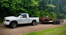 Wallace Lawn Care logo