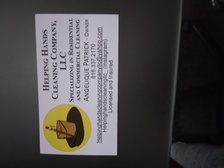 Helping Hands Cleaning Company LLC logo
