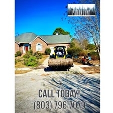 Logo for Paramount Services