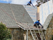 Logo for Scott Mathis Roofing