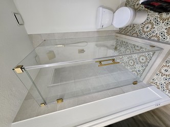 Shower Doors logo