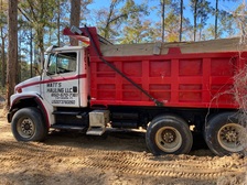 Logo for Matt's Hauling LLC