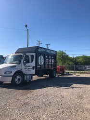 Hector's Tree Service logo