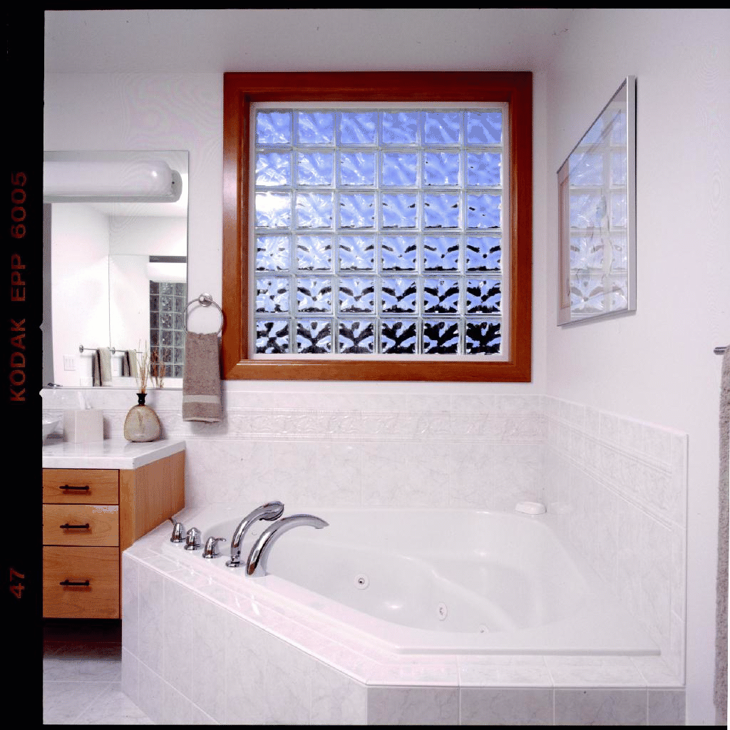 Bathroom Windows Pictures and Photos