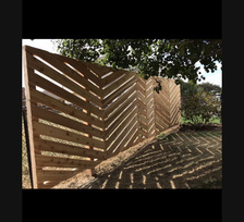 Logo for Sosa Fences and Mailboxes Maintenance