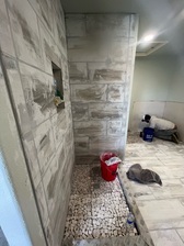 Lucero's Remodeling logo