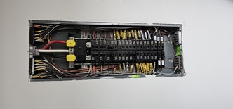 Electric Geek Squad logo