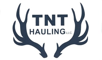 TNT Hauling LLC logo