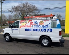 Logo for Hanks Construction