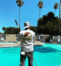 Logo for G-Whizz Pool Cleaning Solutions
