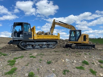 ESC Excavating LLC logo