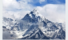 Logo for Everest Screen