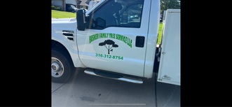 BUSKER FAMILY TREE SERVICE, LLC logo