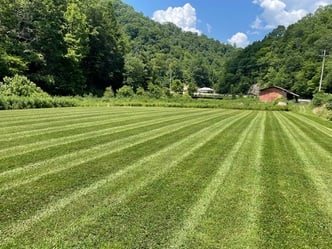 R&S Lawncare LLC logo