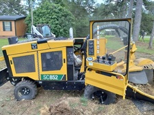 Logo for T&J Stumps LLC