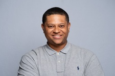 Logo for YoungStar's Handy Services