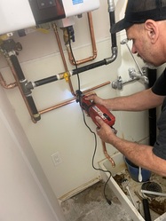 Drainiacs Plumbing of Wichita logo