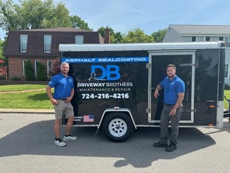 Driveway Brothers logo