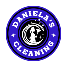 DANIELAS CLEANING SERVICES logo