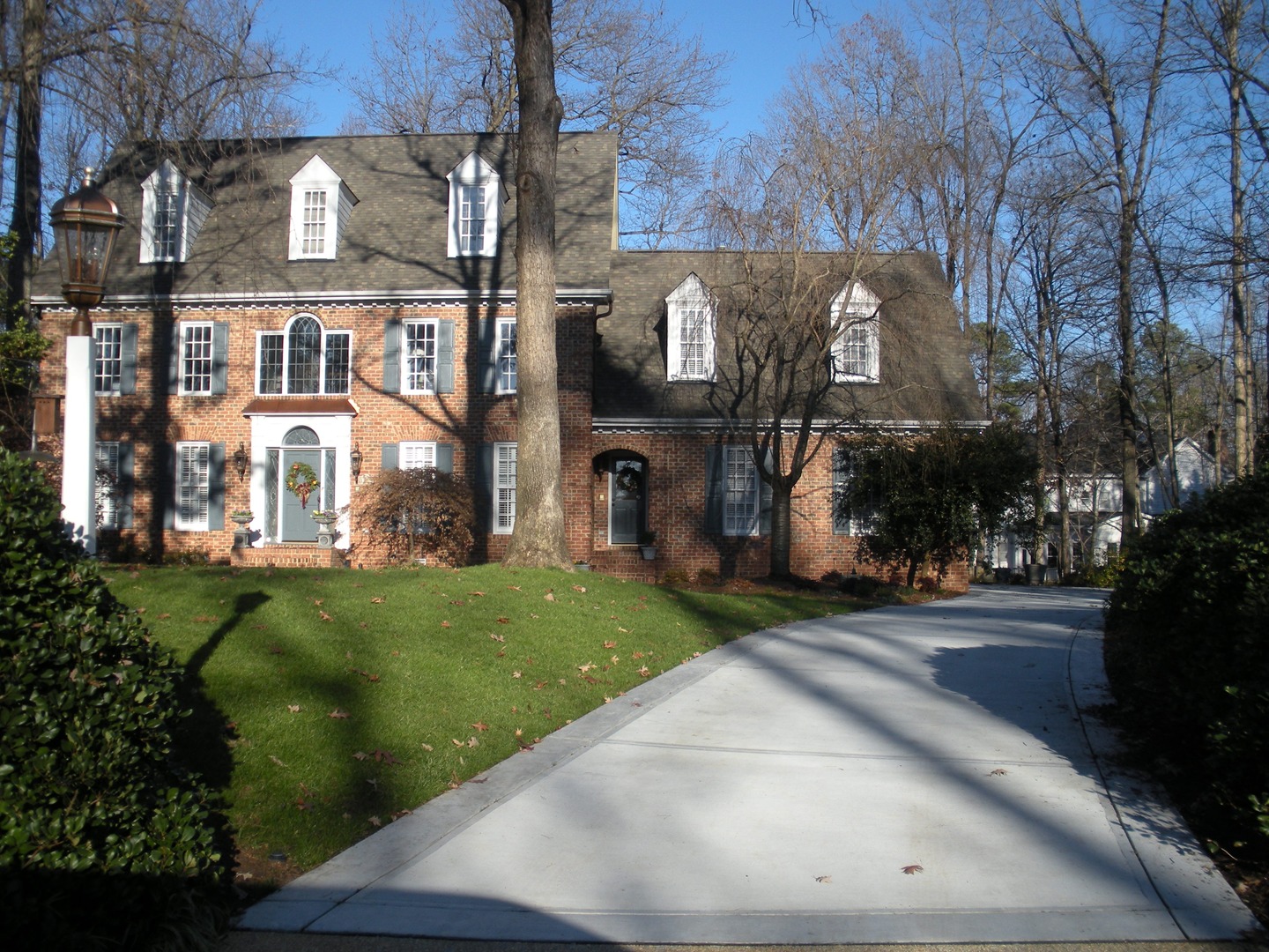 Logo for R J Barbares Concrete Co