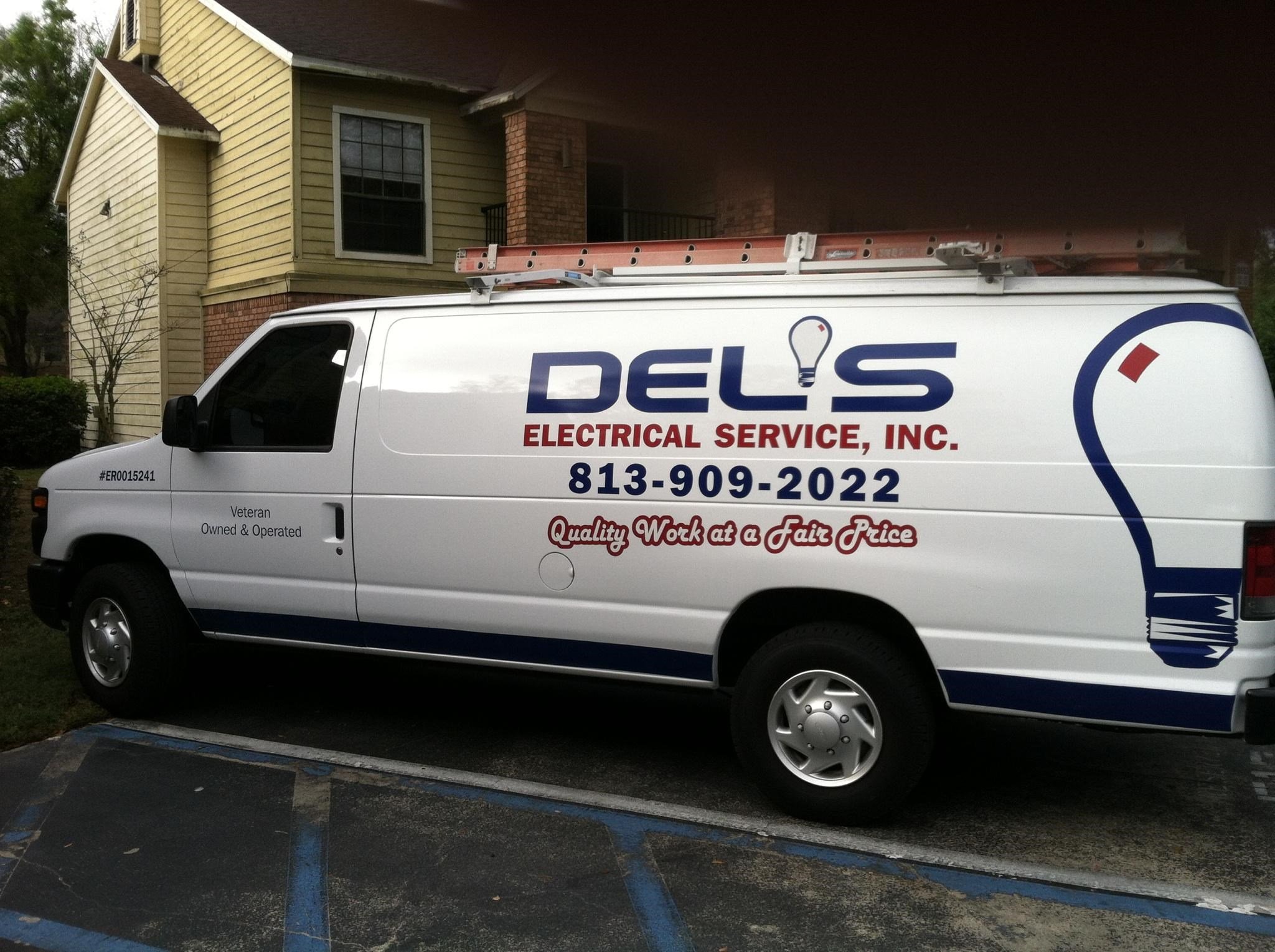 Logo for Del's Electrical Service Inc