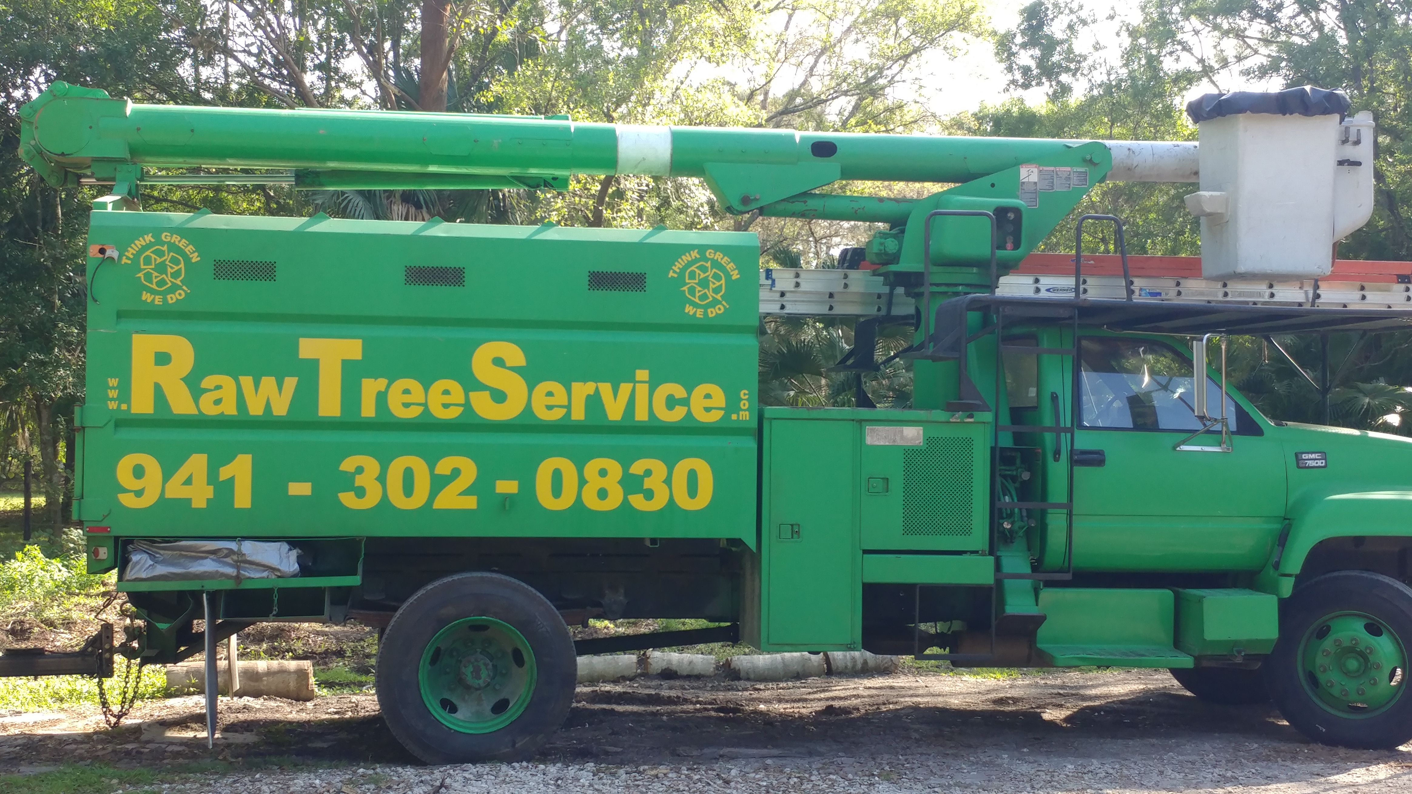 Logo for RAW Tree Service