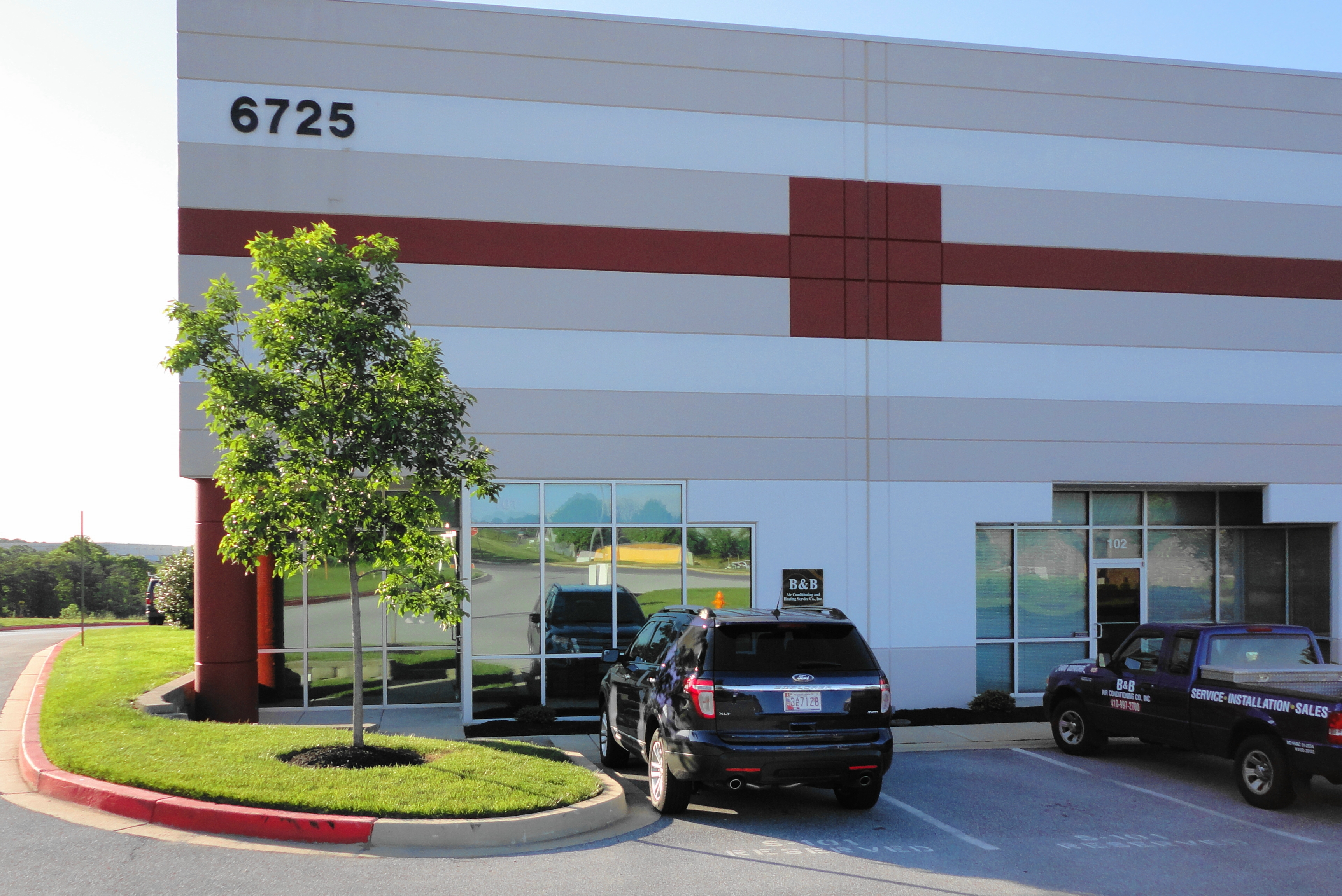 Logo for B&B AIR CONDITIONING AND HEATING SERVICE COMPANY