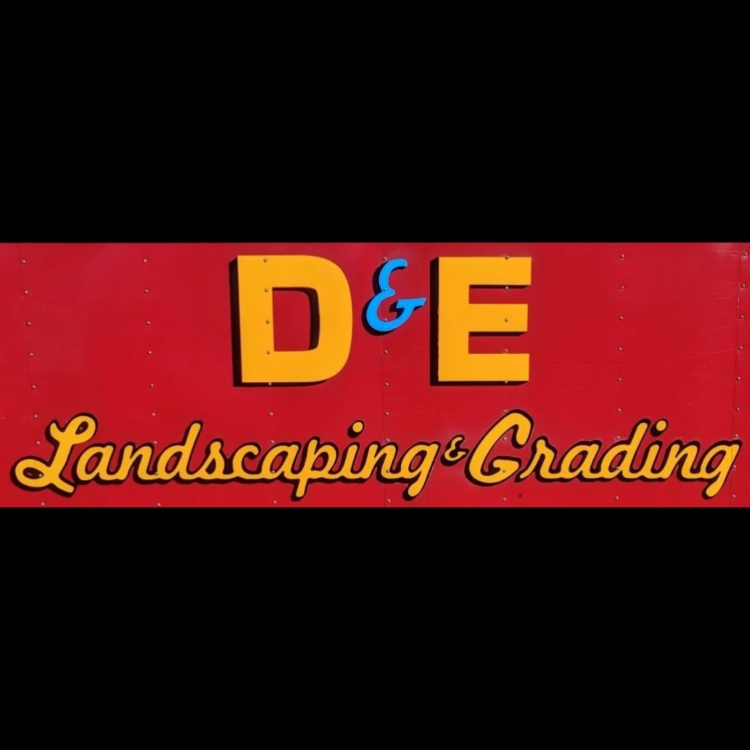 Logo for D & E Landscaping & Grading