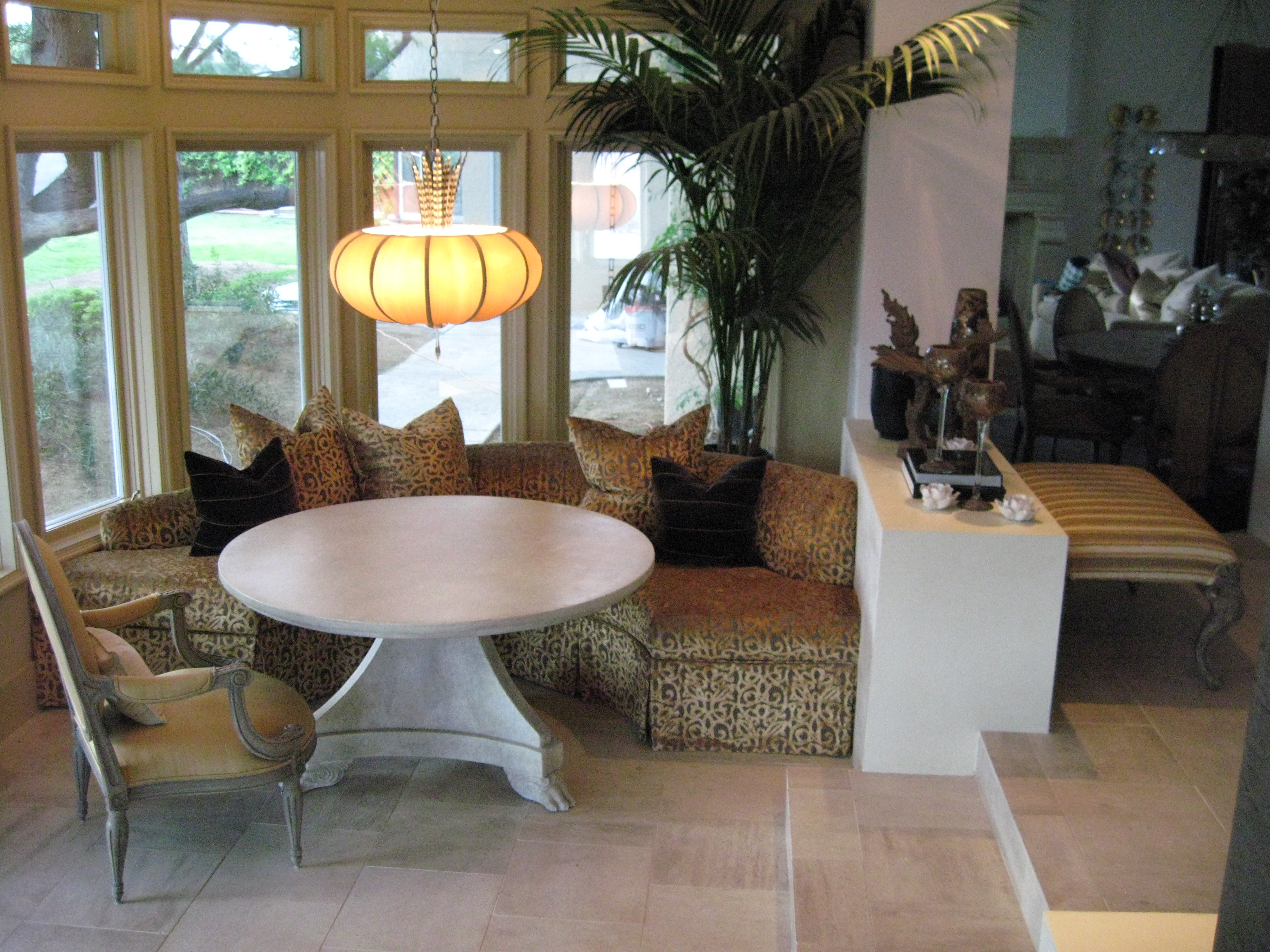 Logo for M & M FURNITURE & UPHOLSTERY