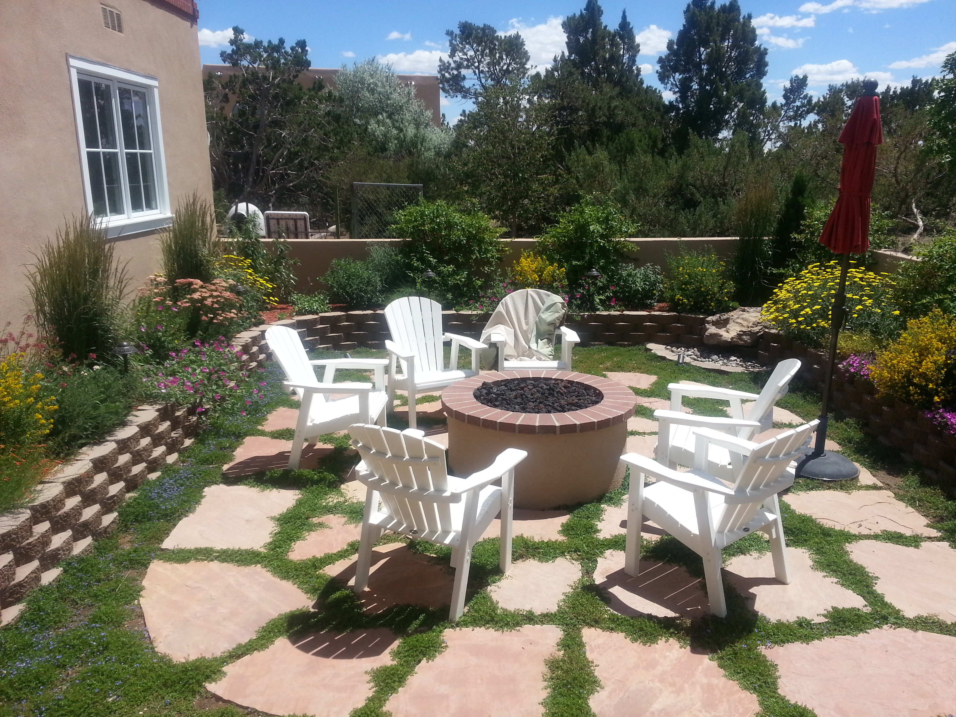 Logo for Desert Rose Landscape & Maintenance LLC