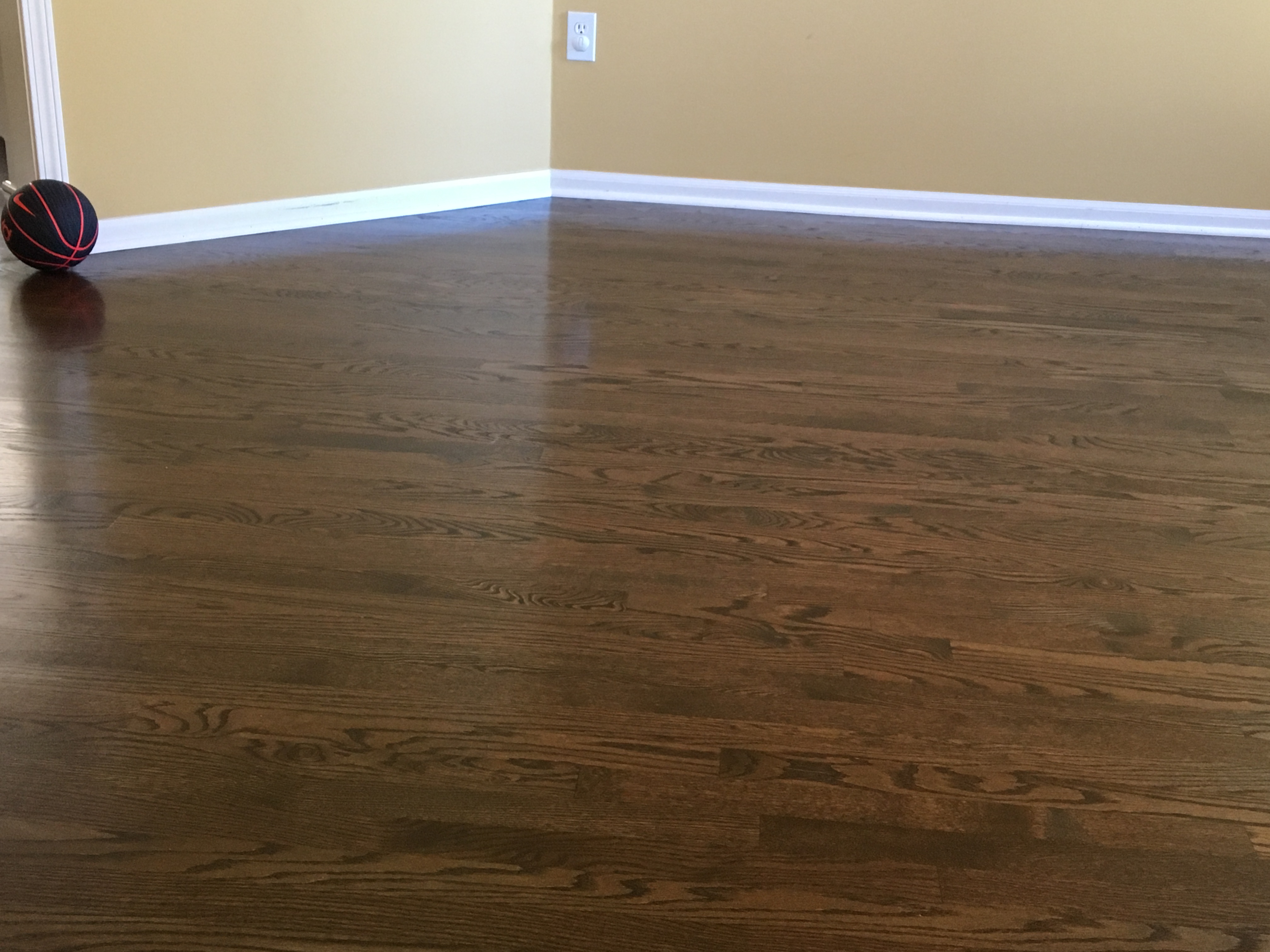 Logo for Precision Hardwood Floors