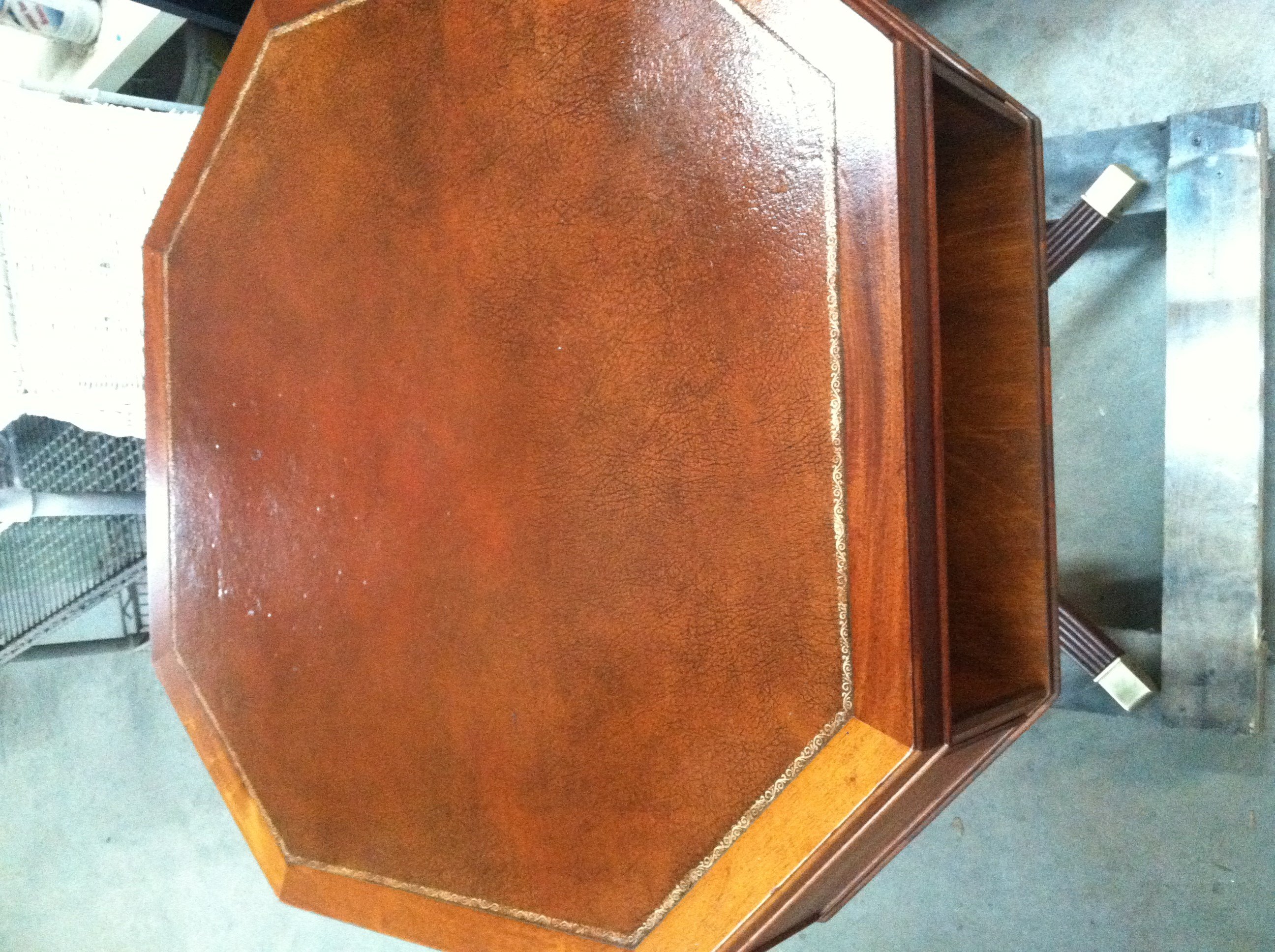 Logo for The Finishing Touch