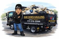 Avatar for She Does Hauling