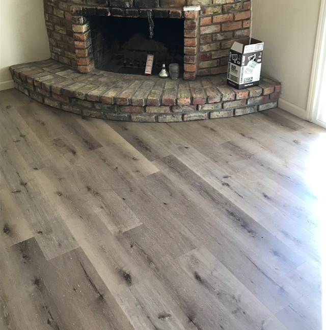 Logo for Mikes Flooring