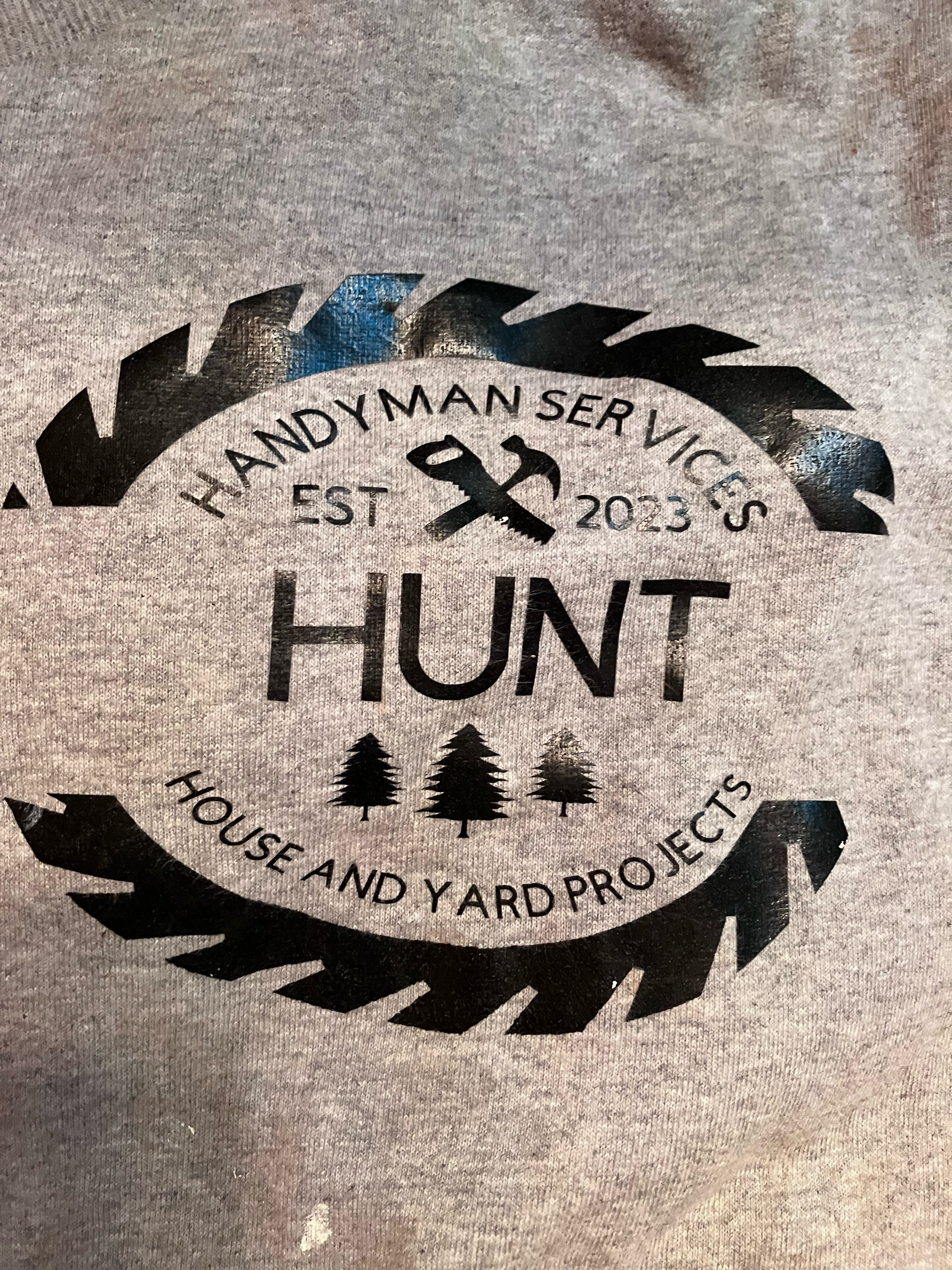 Logo for Hunts handyman